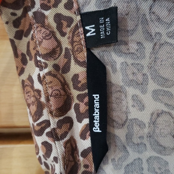 Betabrand Ruth Bader Ginsburg buttondown. - Picture 3 of 4